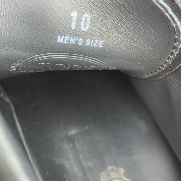 Tod’s black suede boots - Picture 12 of 12